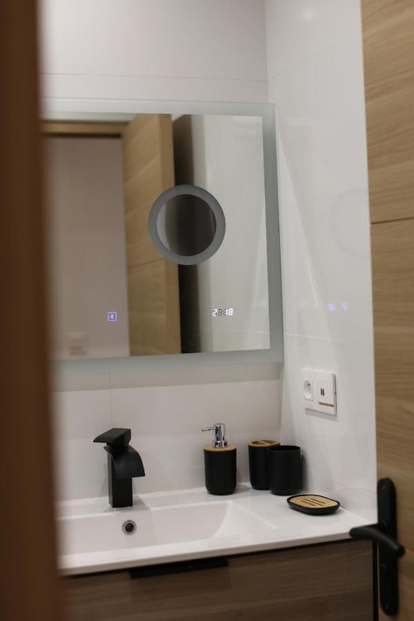 Апартаменти Atelier Chaleureux 40M2 - Proche Cdg Parc Des Expo Tremblay-en-France Екстер'єр фото